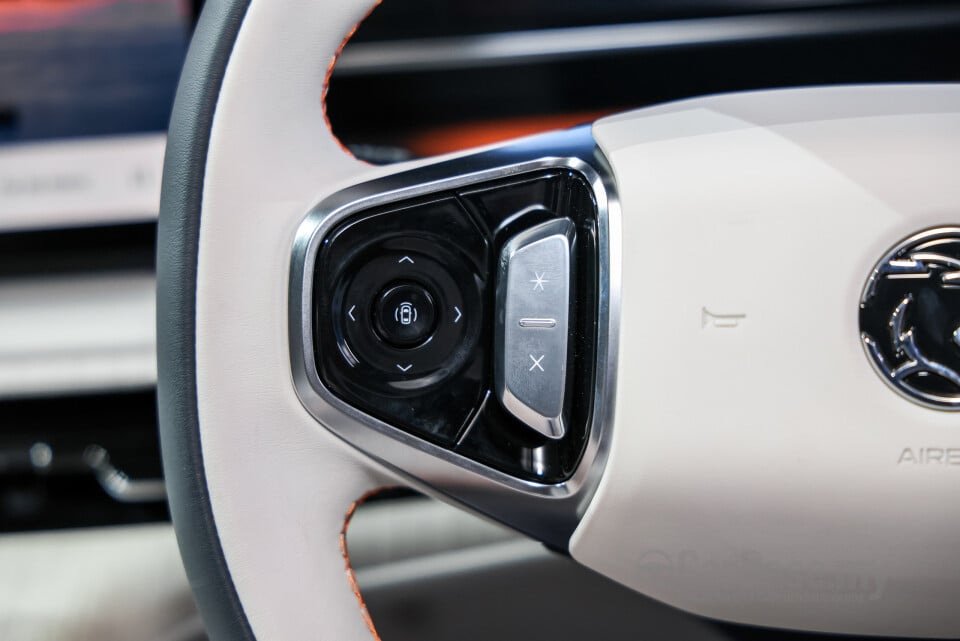 Proton eMas 7 PHEV P145 (2026) Interior