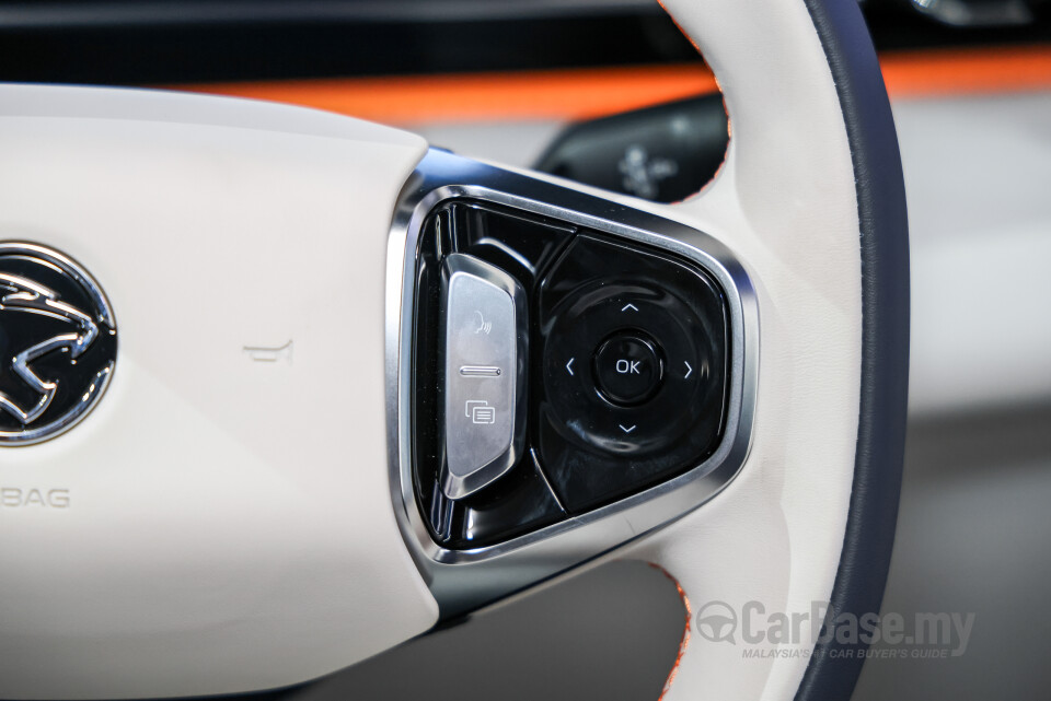 Proton eMas 7 PHEV P145 (2026) Interior