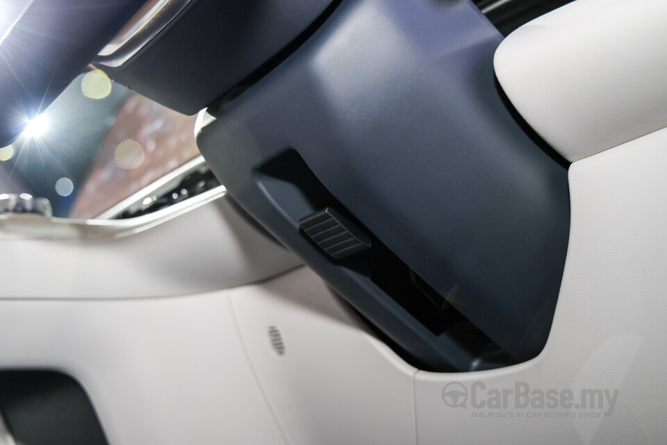 Proton eMas 7 PHEV P145 (2026) Interior