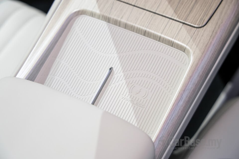 Proton eMas 7 PHEV P145 (2026) Interior