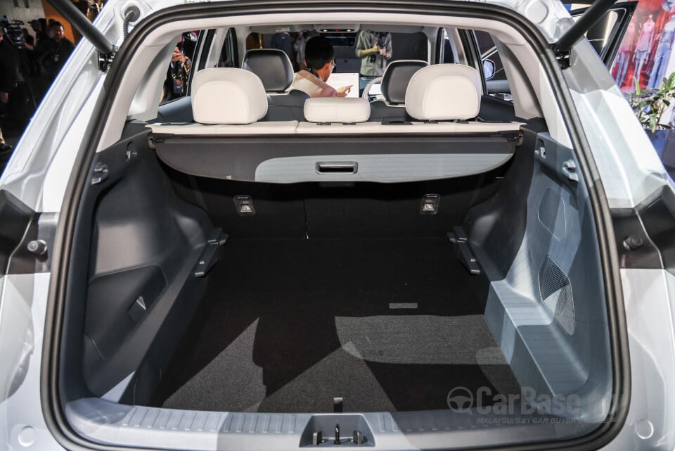 Proton eMas 7 PHEV P145 (2026) Interior