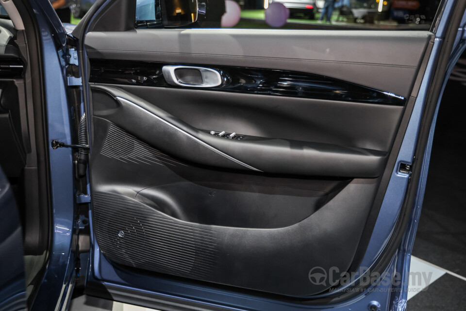 Proton eMas 7 PHEV P145 (2026) Interior