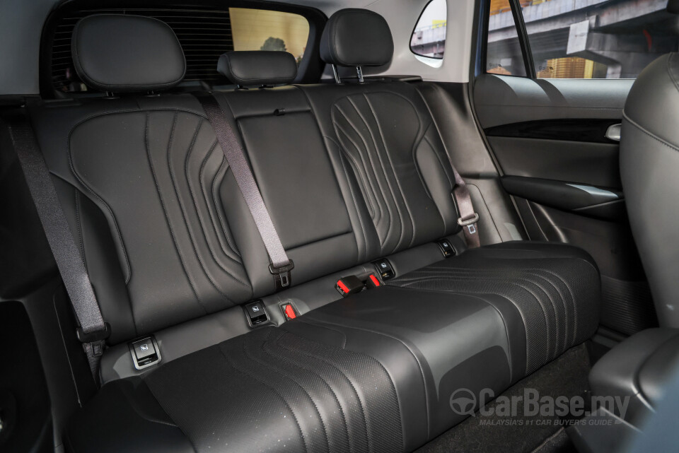 Proton eMas 7 PHEV P145 (2026) Interior