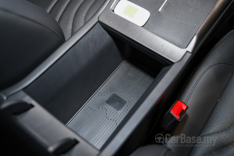 Proton eMas 7 PHEV P145 (2026) Interior