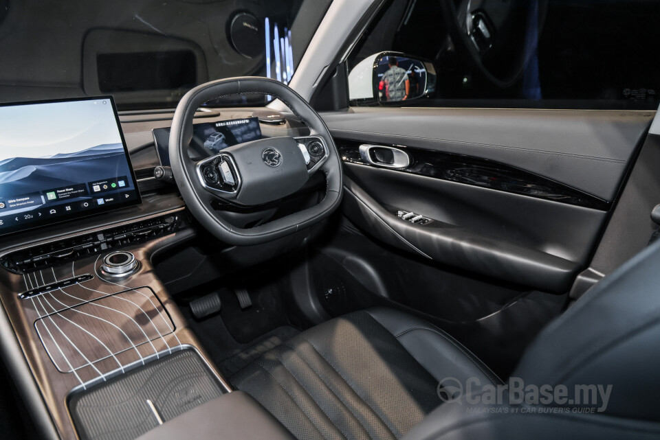 Proton eMas 7 PHEV P145 (2026) Interior