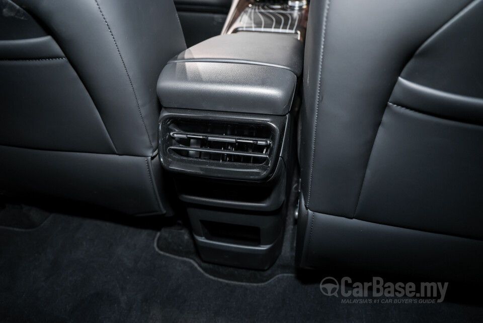 Proton eMas 7 PHEV P145 (2026) Interior