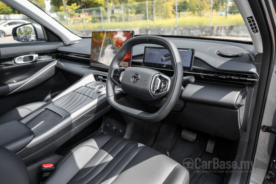 Proton eMas 7 PHEV P145 (2026) Interior