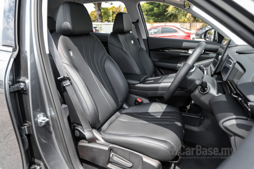 Proton eMas 7 PHEV P145 (2026) Interior