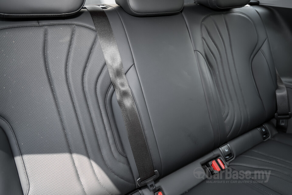 Proton eMas 7 PHEV P145 (2026) Interior