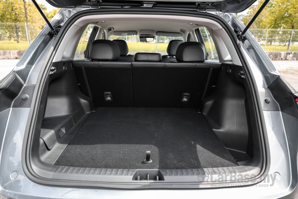 Proton eMas 7 PHEV P145 (2026) Interior