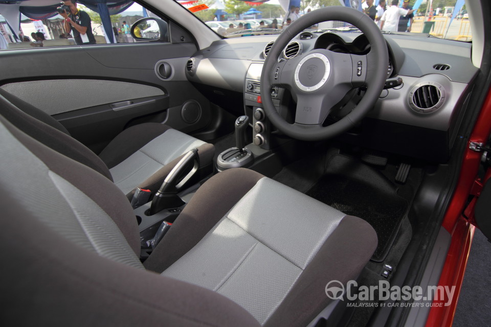 Proton Satria Neo Mk1 (2009) Interior