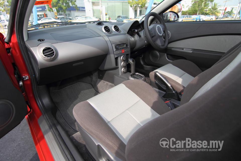 Proton Satria Neo Mk1 (2009) Interior