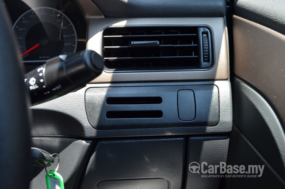 Proton Preve P3-21A (2012) Interior