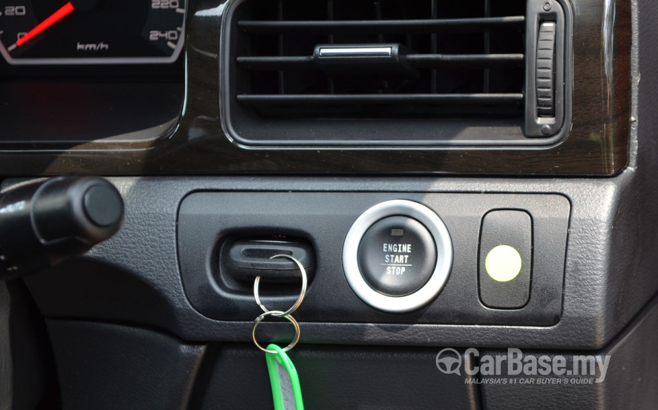 Proton Preve P3-21A (2012) Interior
