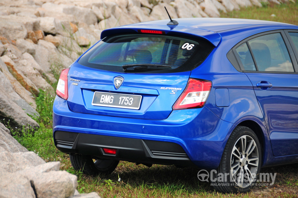 Proton Suprima S P3-22A (2013) Exterior