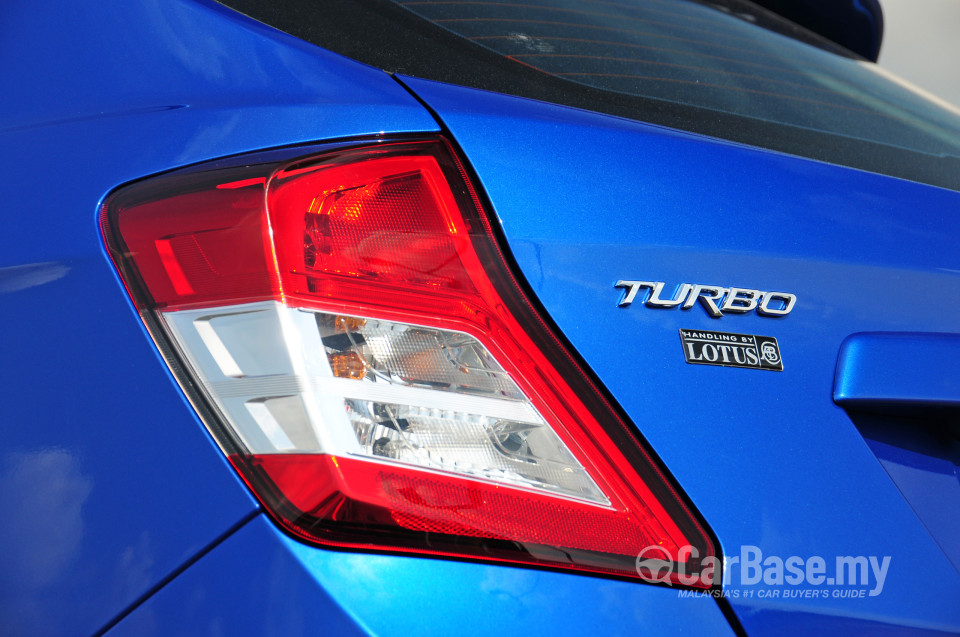 Proton Suprima S P3-22A (2013) Exterior