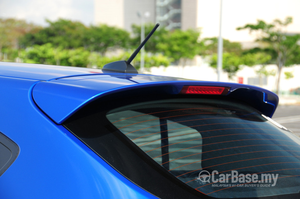 Proton Suprima S P3-22A (2013) Exterior