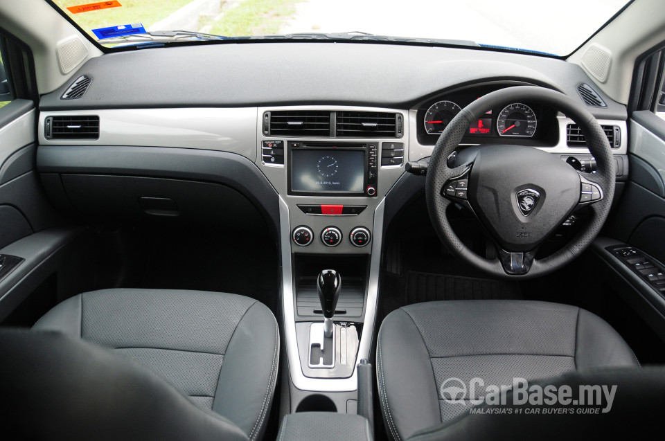 Proton Suprima S P3-22A (2013) Interior