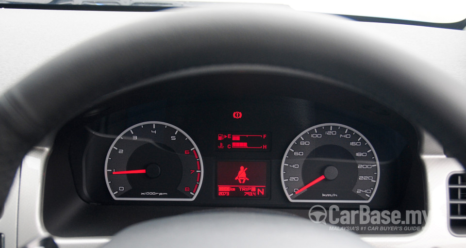 Proton Suprima S P3-22A (2013) Interior