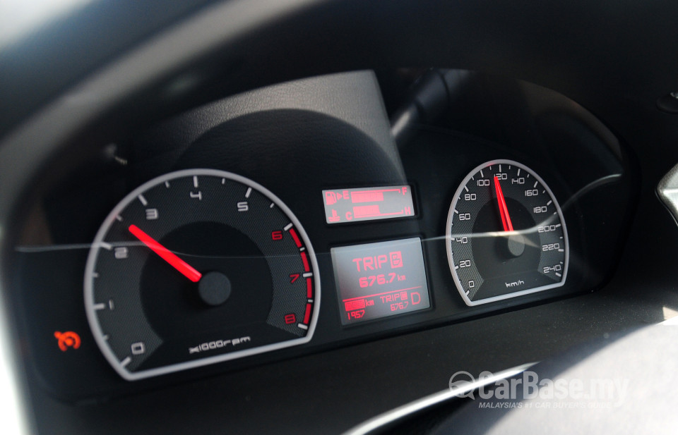 Proton Suprima S P3-22A (2013) Interior