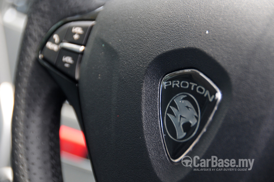 Proton Suprima S P3-22A (2013) Interior