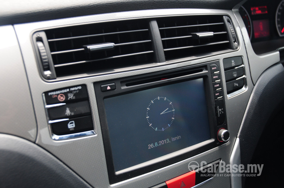 Proton Suprima S P3-22A (2013) Interior