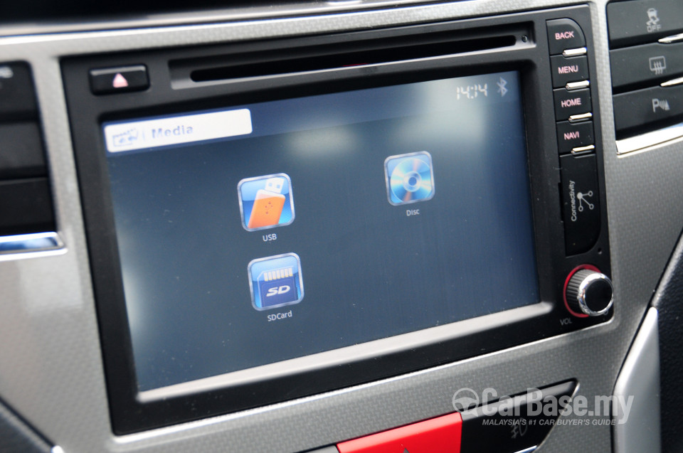 Proton Suprima S P3-22A (2013) Interior