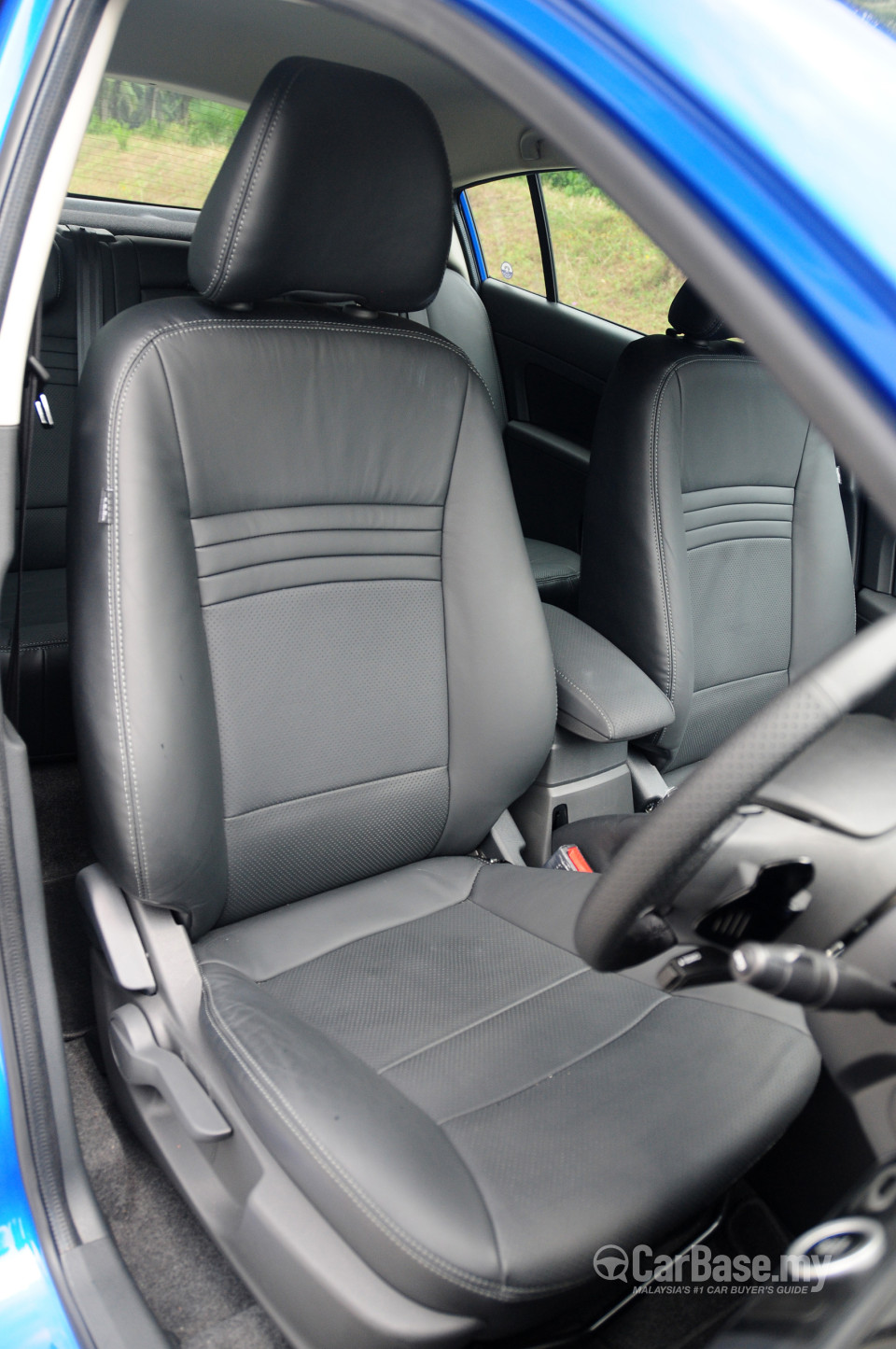Proton Suprima S P3-22A (2013) Interior