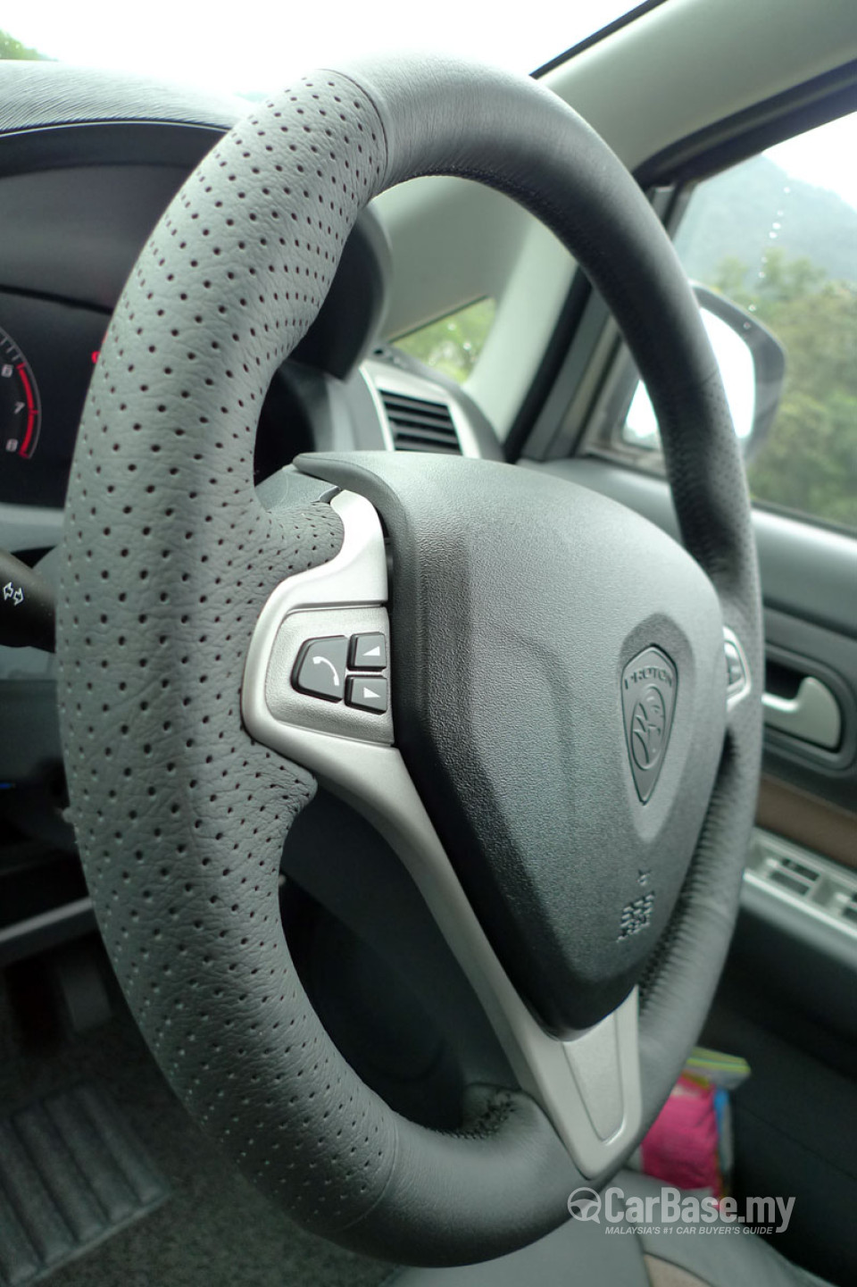 Proton Exora Mk1 Facelift (2011) Interior