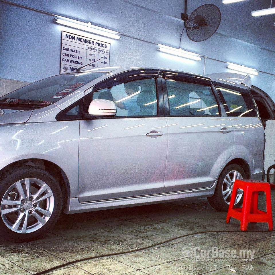 Proton Exora Mk1 Facelift (2011) User