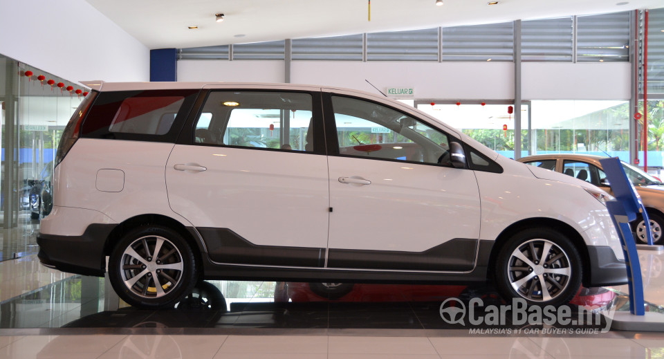 Proton Exora Mk1 MC2 (2015) Exterior
