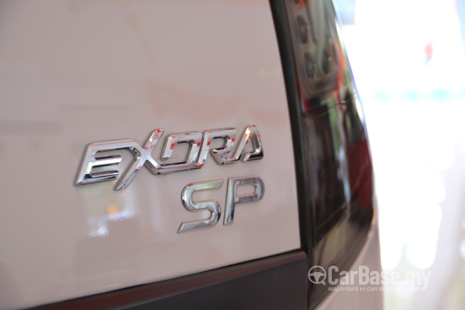 Proton Exora Mk1 MC2 (2015) Exterior