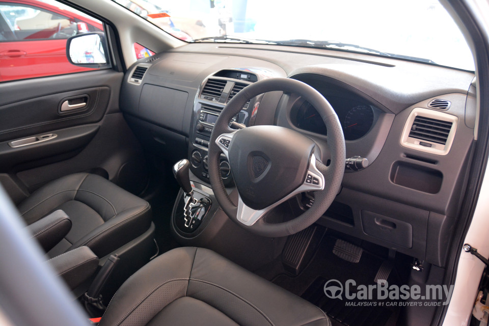 Proton Exora Mk1 MC2 (2015) Interior