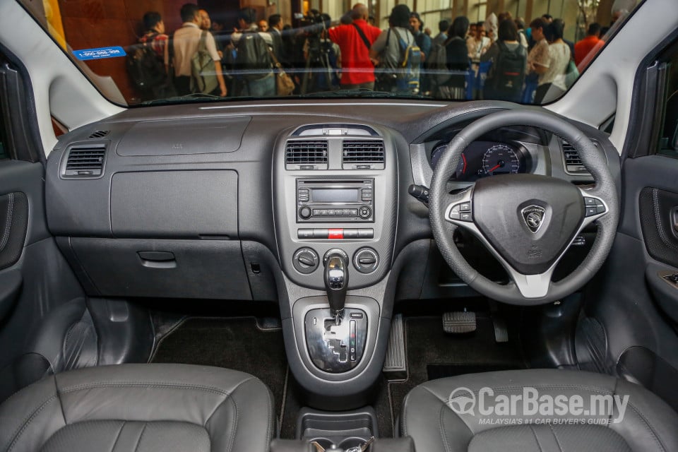 Proton Exora Mk1 MC3 (2017) Interior