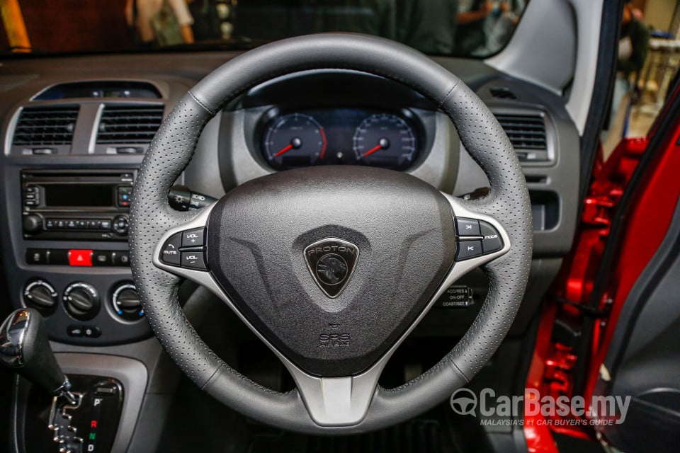 Proton Exora Mk1 MC3 (2017) Interior