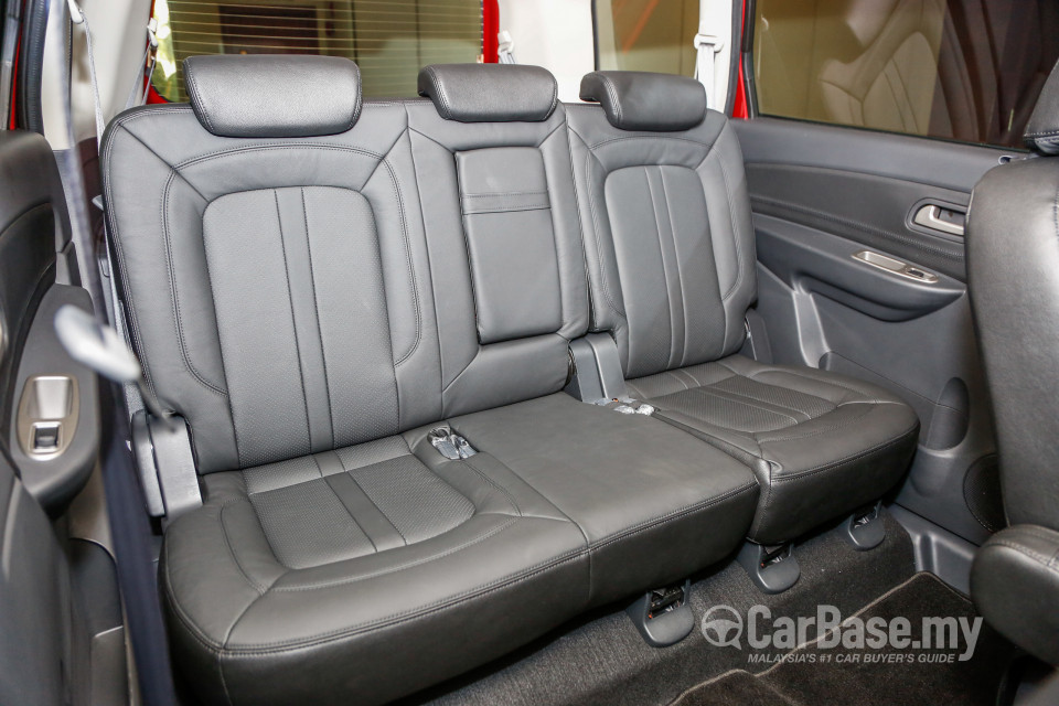Proton Exora Mk1 MC3 (2017) Interior