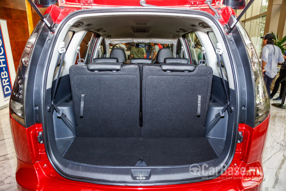 Proton Exora Mk1 MC3 (2017) Interior
