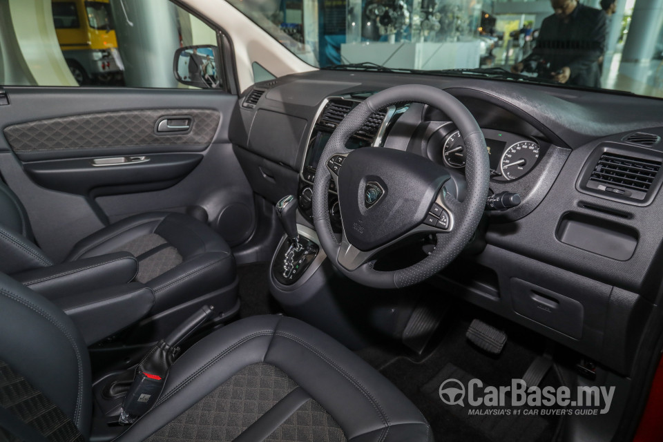 Proton Exora Mk1 RC (2019) Interior