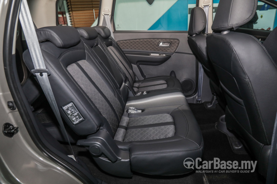 Proton Exora Mk1 RC (2019) Interior