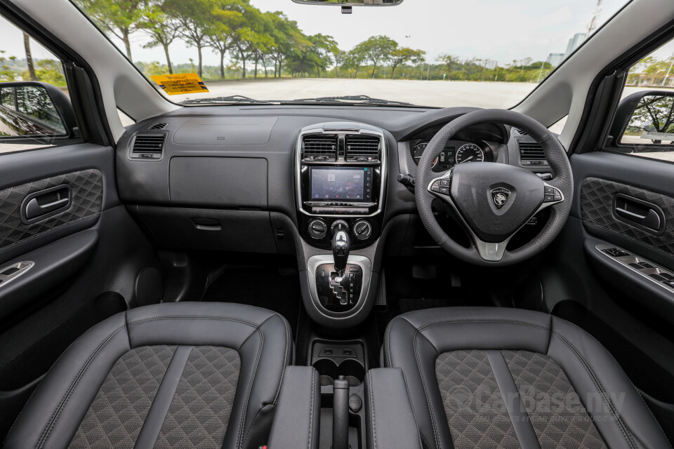 Nissan Grand Livina L11 Facelift (2013) Interior