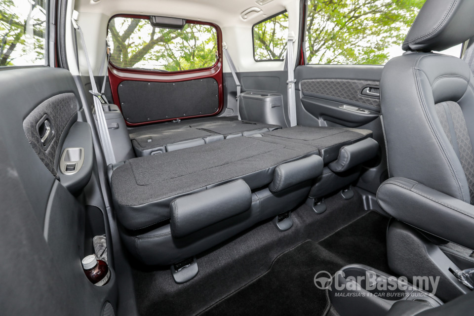 Proton Exora Mk1 RC (2019) Interior