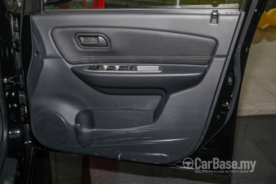 Proton Exora Mk1 RC (2019) Interior