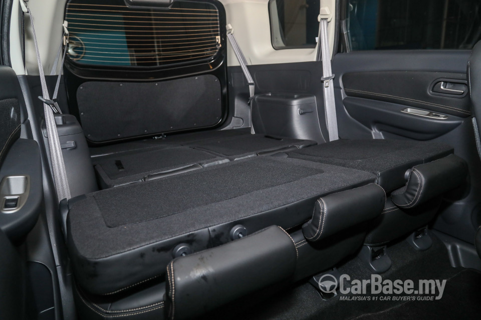 Proton Exora Mk1 RC (2019) Interior