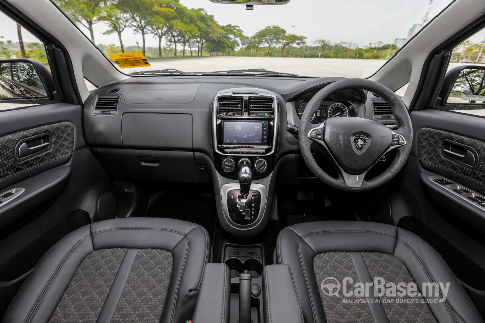 Proton Exora Mk1 RC (2019) Interior