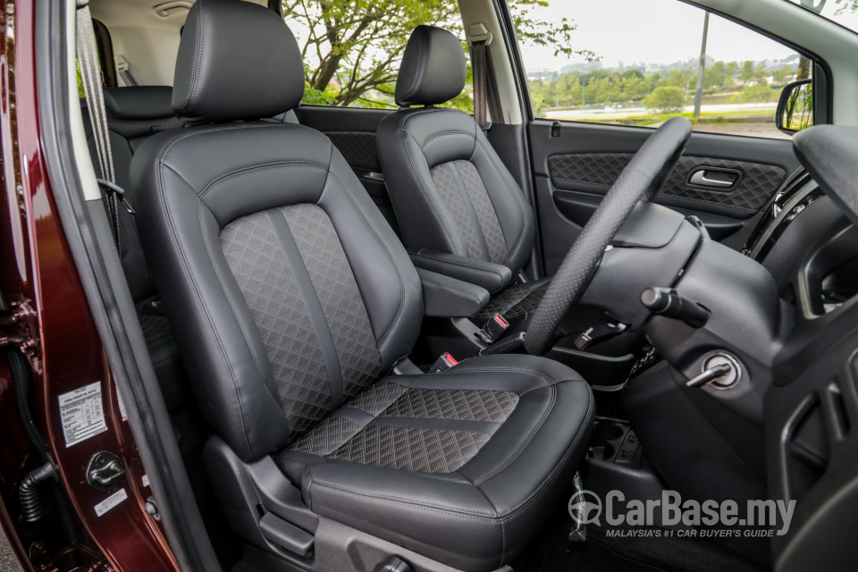 Proton Exora Mk1 RC (2019) Interior