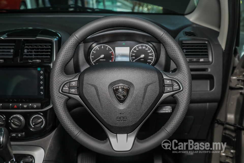 Proton Exora Mk1 RC (2019) Interior
