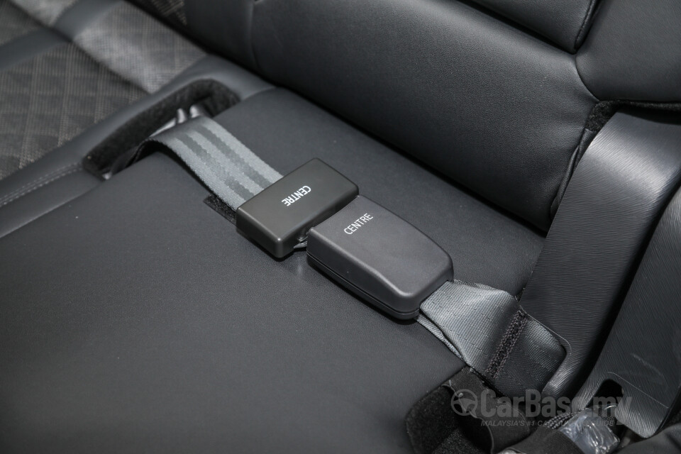 Proton Exora Mk1 RC (2019) Interior