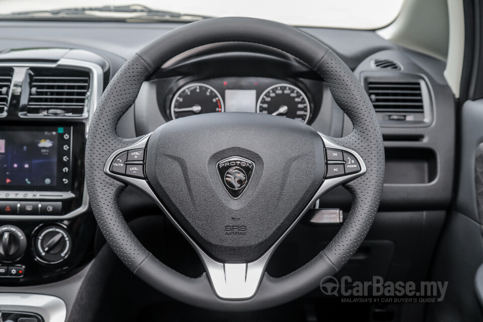 Proton Exora Mk1 RC (2019) Interior