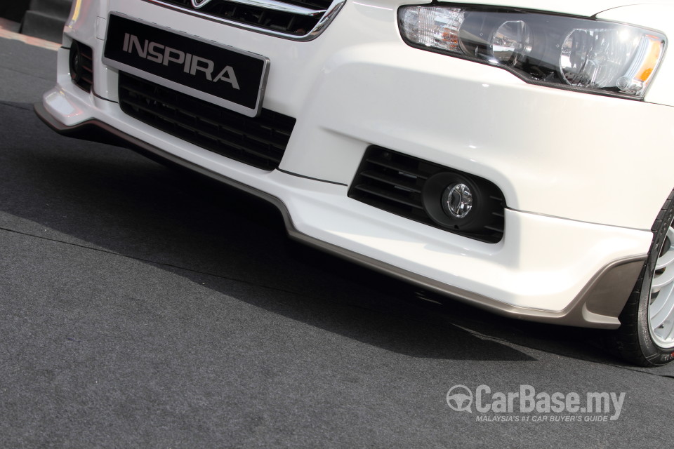 Proton Inspira Mk1  (2010) Exterior