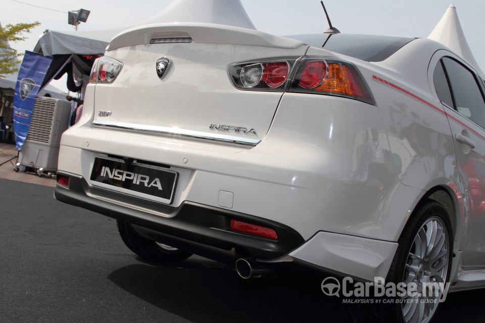 Proton Inspira Mk1  (2010) Exterior